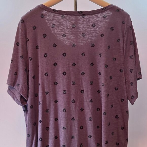 Never Worn - Sonoma Goods for Life Women's Plus Size 2X Tee, Dusty Purple Floral - Picture 2 of 7